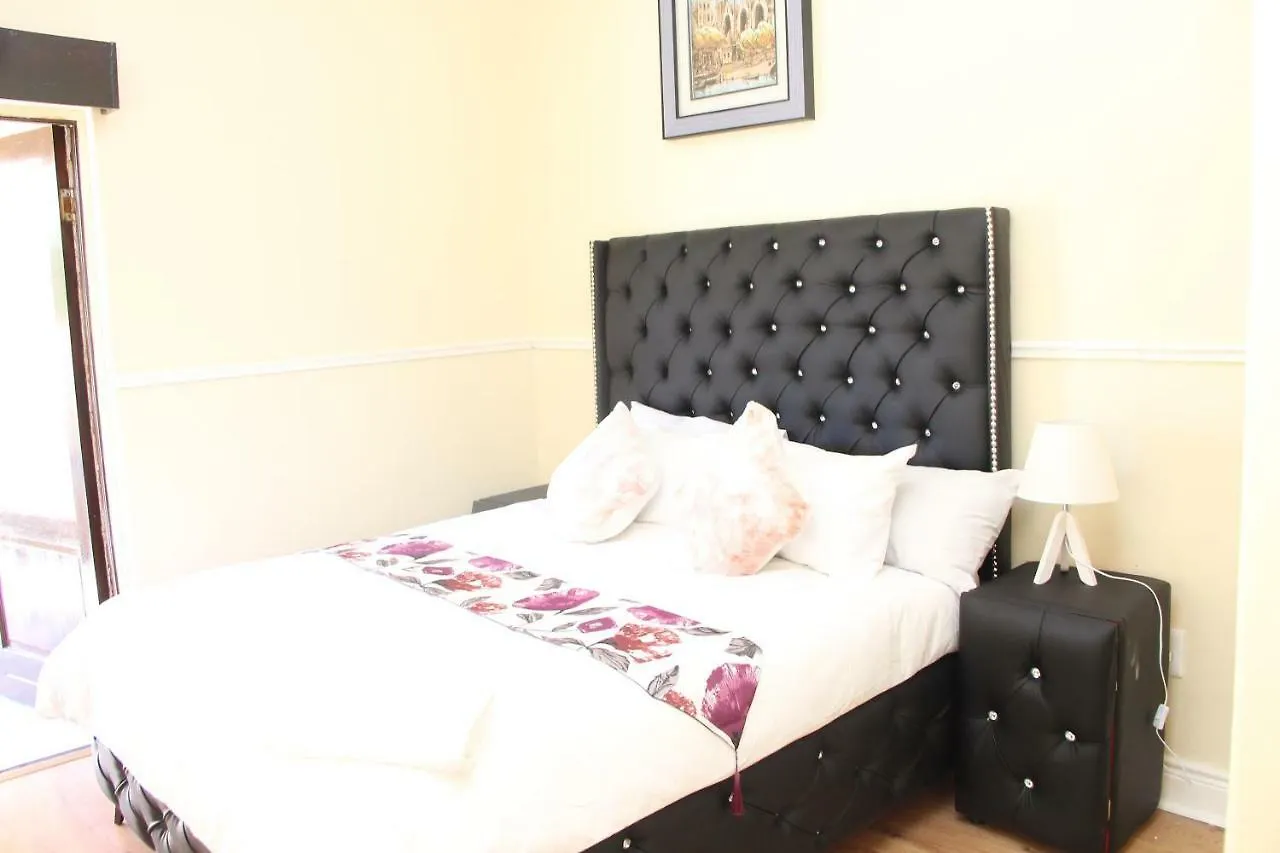 Dreams Lodge Oakdale Cape Town South Africa