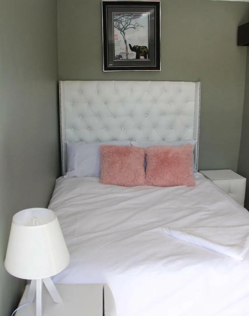 Dreams Lodge Oakdale Cape Town South Africa